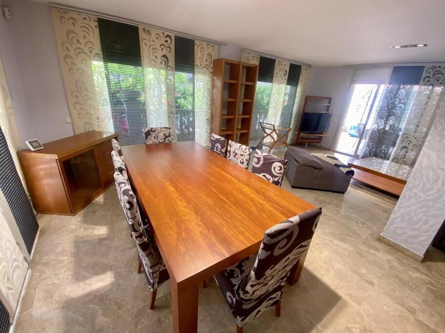 For A Stay Balears Beach Salou Bagian luar foto